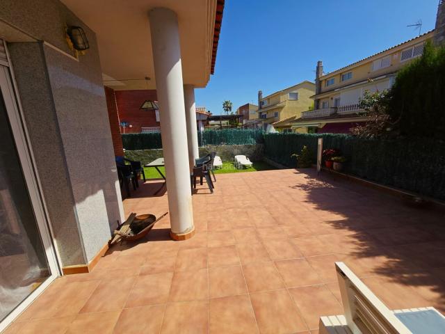 Casa adosada en venta en Cambrils, Jardins de Vilafortuny Mas d'en Bosch Costa Dorada. CASA EN CL FARENA VILAFORTUNY. Casas adosadas.