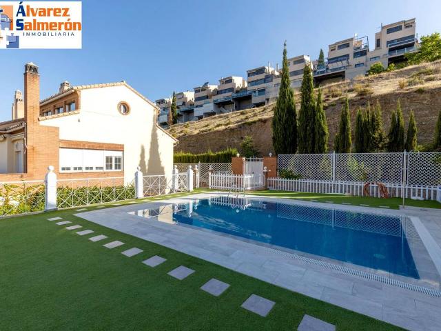 Casa adosada en Venta en Camino de los Neveros Serrallo