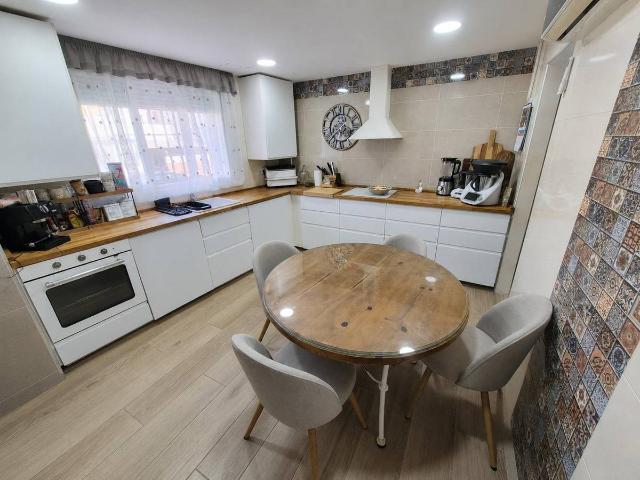 Casa adosada en Venta en Camposoto Gallineras