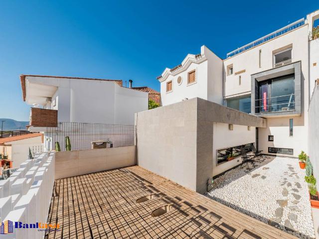 Casa adosada en Venta en Campanillas