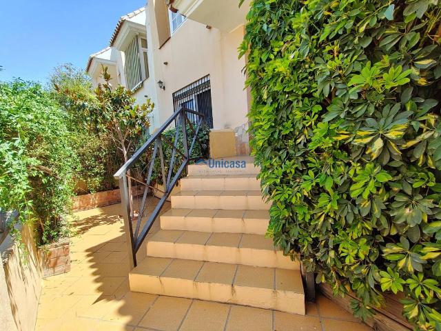 Casa adosada en Venta en Campanillas
