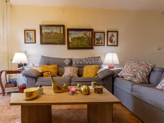 Casa adosada en Venta en Campclar