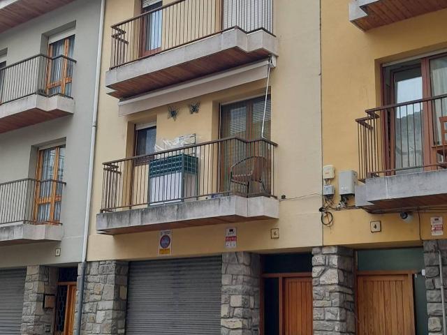 Casa adosada en Venta en Campdevànol