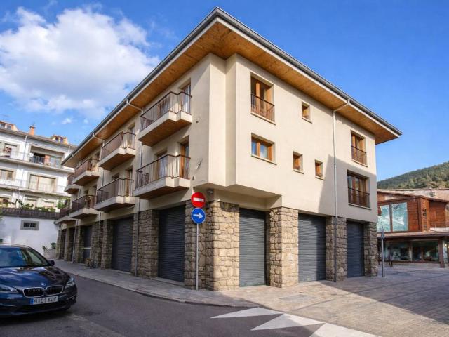 Casa adosada en Venta en Campdevànol