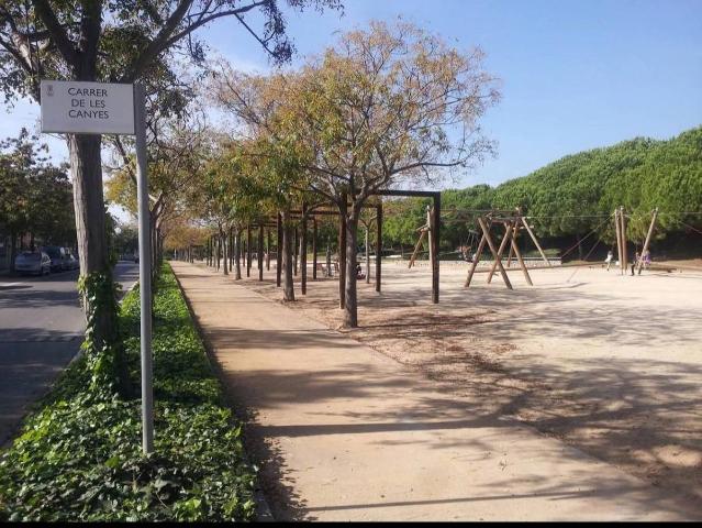 Casa adosada en Venta en Can Bou