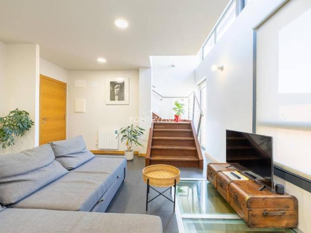 Casa adosada en Venta en Cangas pueblo