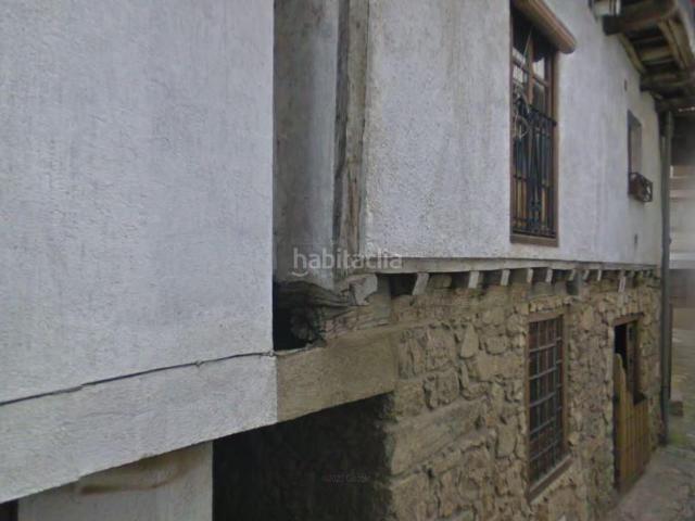 Casa adosada en venta en Candelario. Urbis te ofrece una casa en venta en Candelario, Salamanca. Casas adosadas.