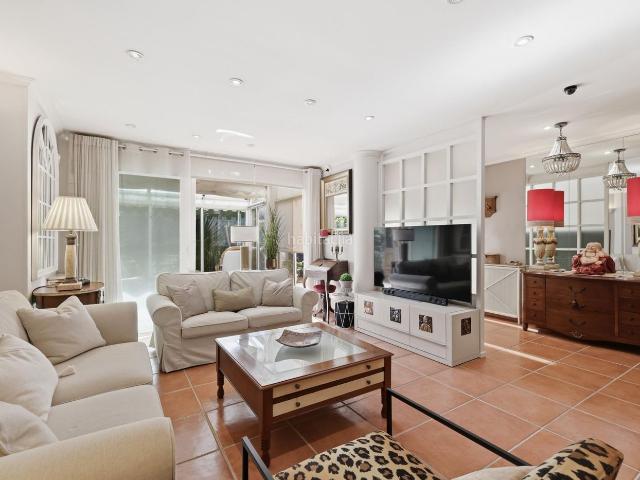 Casa adosada en venta en Canet d´en Berenguer. PRESENTAMOS EN EXCLUSIVATRÍPLEX CON TERRAZAS, BUHARDILLA Y GARAJE EN CANET DEN BERENGUER. Casas adosadas Canet d´en.