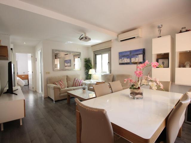 Casa adosada en venta en Canet d´en Berenguer. Vivienda Adosada junto a la playa. Casas adosadas Canet d´en.