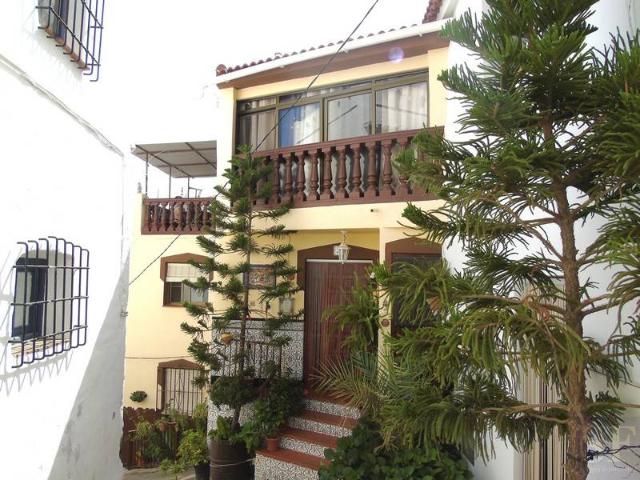 Casa adosada en Venta en Canillas de Albaida