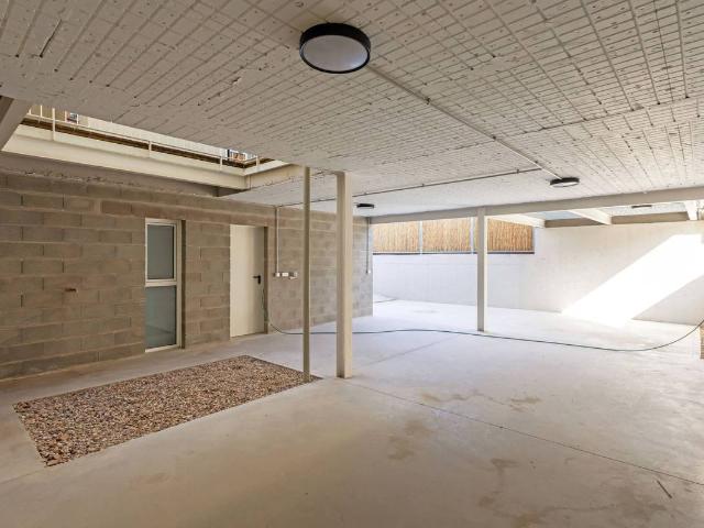 Casa adosada en Venta en Canillejas