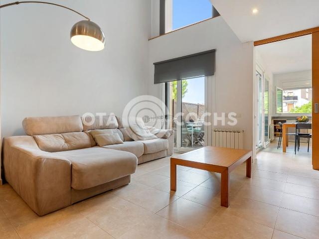 Casa adosada en venta en Canonja la. MAGNIFICO ADOSADO EN LA CANONJA. Casas adosadas Canonja.
