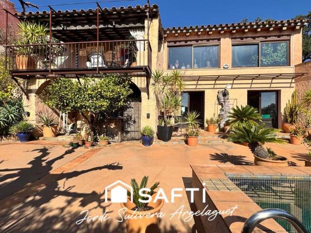 Casa adosada en Venta en Cantallops
