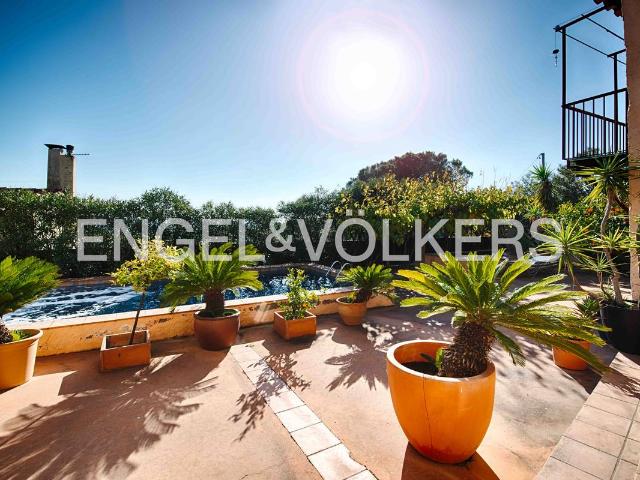 Casa adosada en Venta en Cantallops