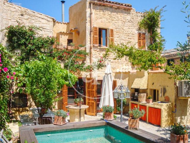 Casa adosada en Venta en Capdepera Poble