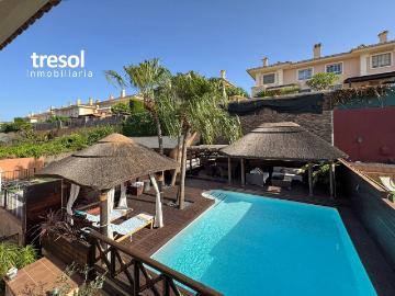 Casa adosada en Venta en Capellanía Retamar