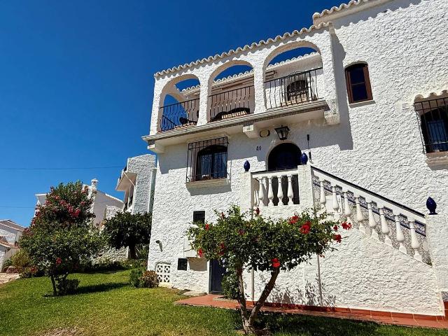 Casa adosada en Venta en Capistrano