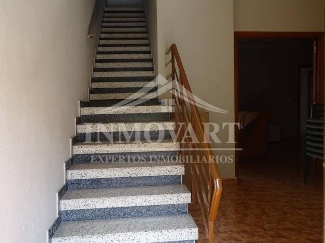 Casa adosada en Venta en Carcaixent