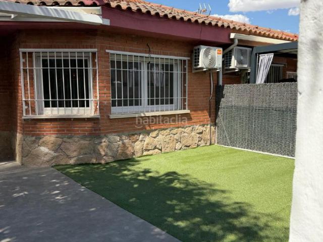 Casa adosada en venta en Carabaña. ESPECTACULAR CASA DE PLANTA BAJA TOTALMENTE REFORMADA Y LISTA PARA ENTRAR A VIVIR EN CARABAÑA. Casas adosadas.