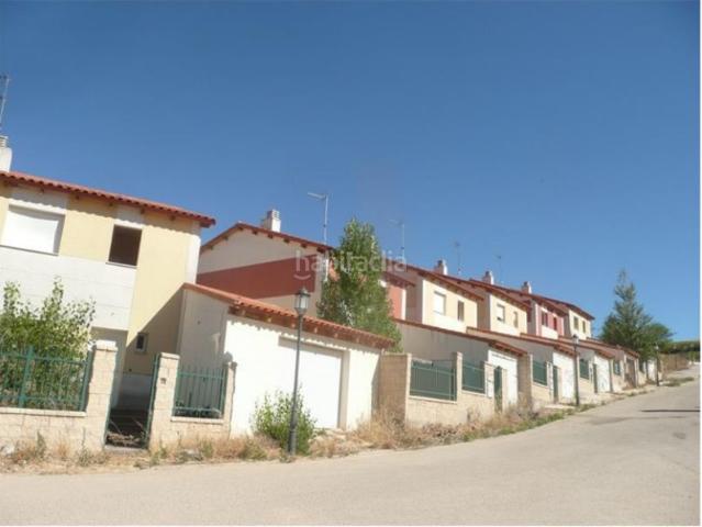 Casa adosada en venta en Cardeñadijo. Casas adosadas.