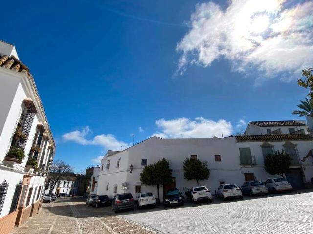 Casa adosada en Venta en Carmona