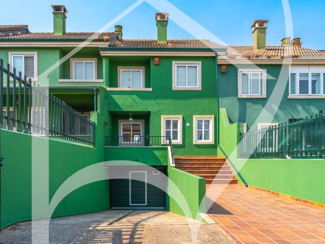 Casa adosada en Venta en Carrascal de Barregas