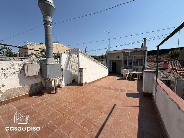 Casa adosada en venta en carretera olesa, Terrassa, de 302 m² 3 habitaciones por 350.000