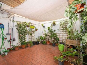 Casa adosada en venta en carretera De Terrassa, Sabadell, de 280 m² 3 habitaciones por 350.000