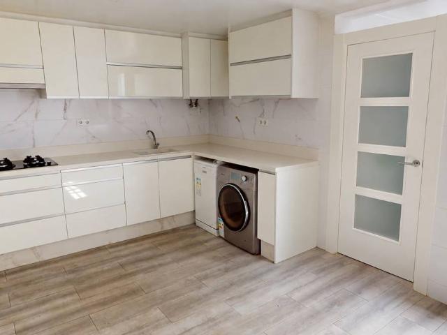 Casa adosada en Venta en Carrús Oeste