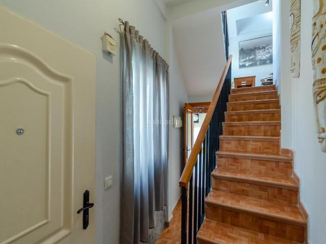 Casa adosada en venta en Cartagena, Barrio de la Concepción. Encantador Adosado en La Concepción Tu Primer Hogar en Cartagena. Casas adosadas.
