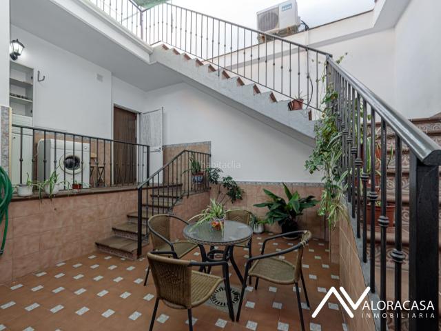 Casa adosada en venta en Cártama, Cártama pueblo. Chalet adosado en Cártama Pueblo espacio, confort y estilo de vida. Casas adosadas.