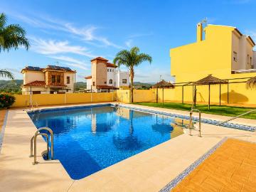 Casa adosada en Venta en Cártama pueblo