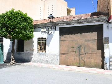 Casa adosada en Venta en Casco Histórico