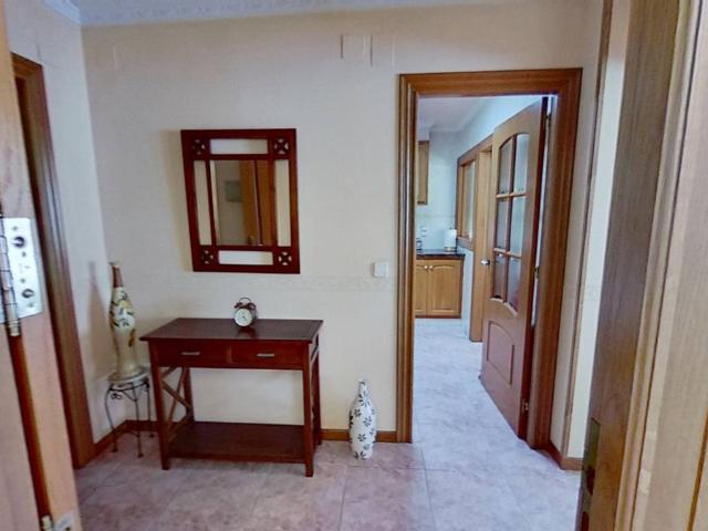 Casa adosada en Venta en Casco Urbano