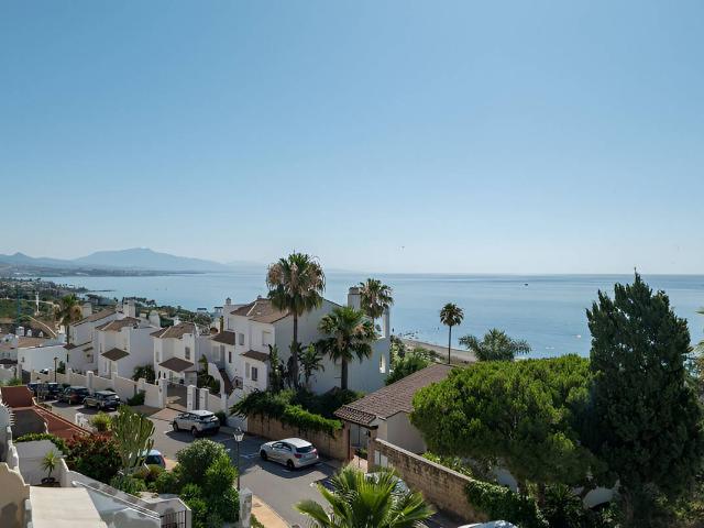 Casa adosada en Venta en Casares pueblo