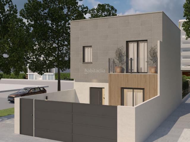Casa adosada en venta en Casarrubuelos. Vivienda Chalet Adosado en Población de Casarrubuelos. Casas adosadas.