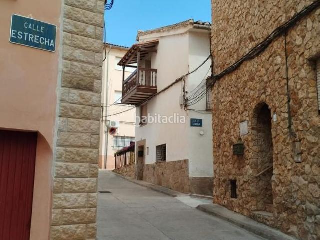Casa adosada en venta en Casas Bajas. Casas bajas calle barranco rocha. Casas adosadas Casas.