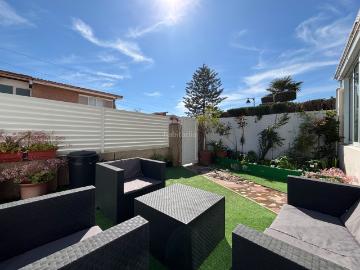 Casa adosada en venta en Castellón de la Plana, El Grao. Chalet adosado en venta en Calle Zarauz. Casas adosadas Castellón de la.