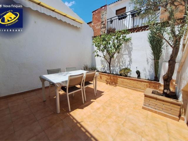 Casa adosada en venta en Castellar del Vallès, Poble Casc Antic. FANTÁSTICA CASA ADOSADA EN CASCO ANTIGUO. Casas adosadas Castellar del.