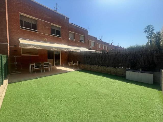 Casa adosada en Venta en Castellbisbal