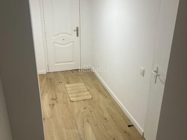 Casa adosada en venta en Castellbisbal. Increíble casa unifamiliar totalmente reformada en venta en el eixample de Catellbisbal. Casas adosadas.