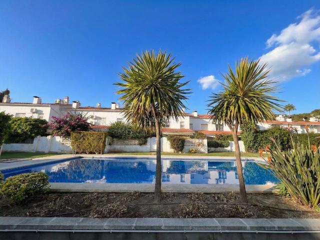 Casa adosada en venta en Castelldefels, Bellamar. GRAN OPORTUNIDAD EN INMEJORABLE ZONA!. Casas adosadas.