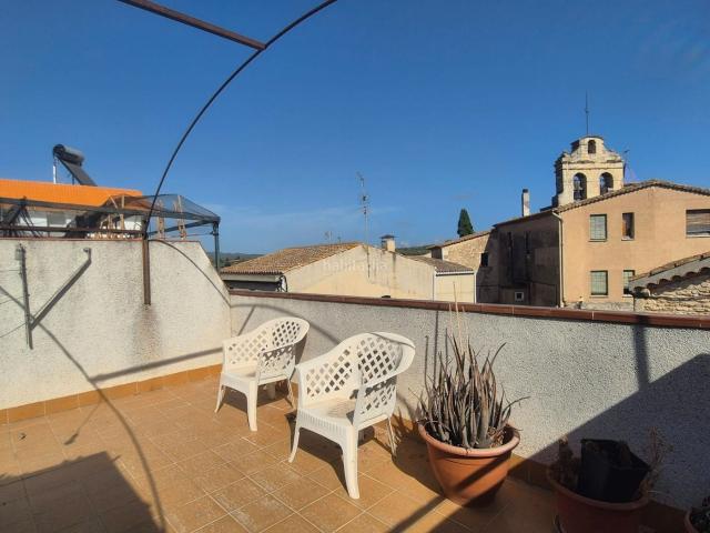 Casa adosada en venta en Castellet i la Gornal. La casa que tu familia necesita! 4 habitaciones, terraza, buhardilla y garaje en Castellet i la Gornal. Casas adosadas Castellet i la.