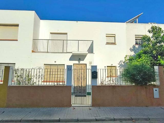 Casa adosada en Venta en Castilblanco de los Arroyos