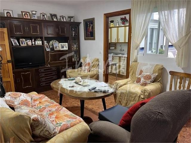 Casa adosada en venta en Castillo de Locubín. Casas adosadas Castillo de.