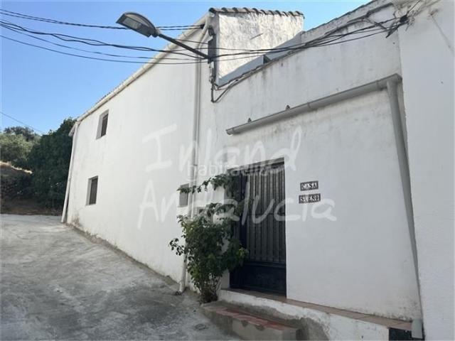 Casa adosada en venta en Castillo de Locubín. Casas adosadas Castillo de.