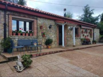 Casa adosada en venta en Castrillón, Coto Carcedo. Casas adosadas.