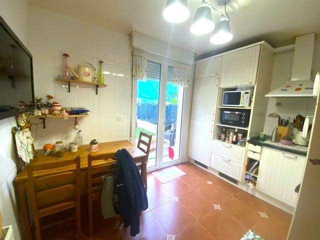 Casa adosada en venta en Castro Urdiales, Mioño Santullán. Casas adosadas Castro.
