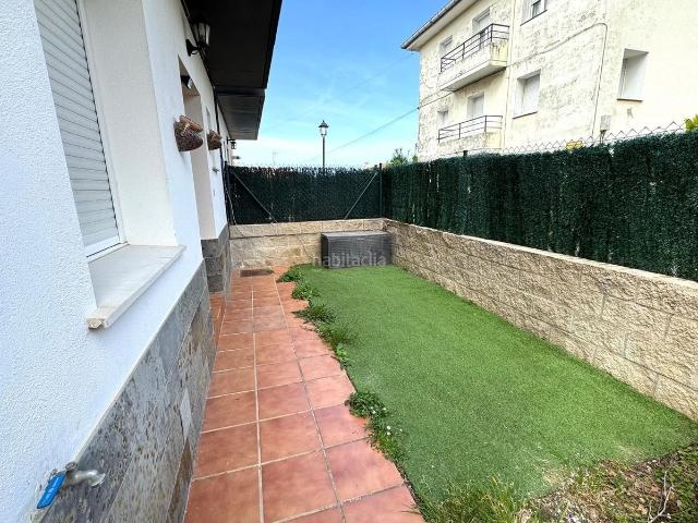 Casa adosada en venta en Castro Urdiales, Oriñón Allendelagua. Casas adosadas Castro.