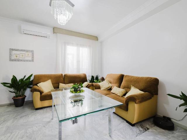 Casa adosada en Venta en Cañete la Real
